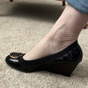 Tory Burch wedge pumps in black patent leather size 9.
